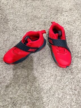 Boy’s Nike Basketball Shoes
